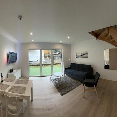 Seagull Apartamenty โปเบียโรโว ภายนอก รูปภาพ