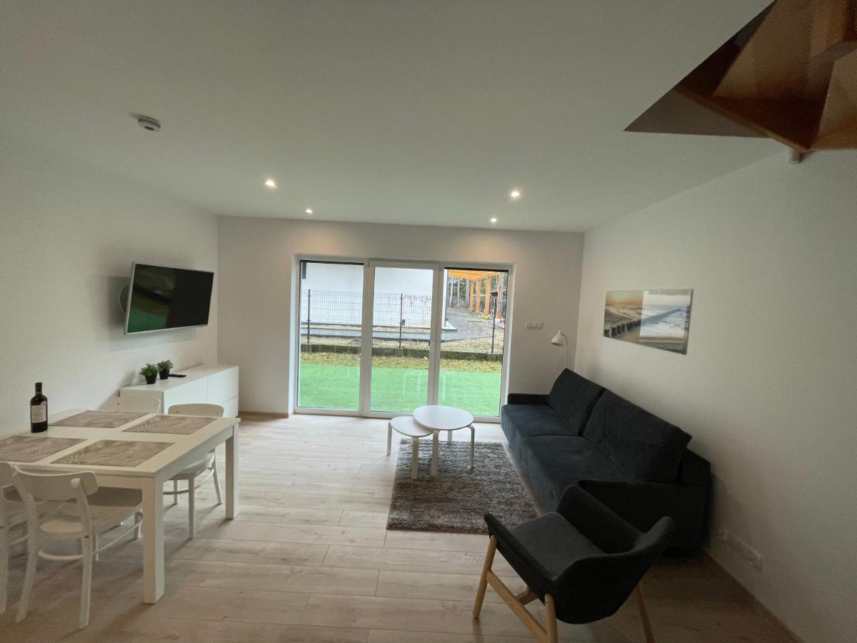 Seagull Apartamenty โปเบียโรโว ภายนอก รูปภาพ